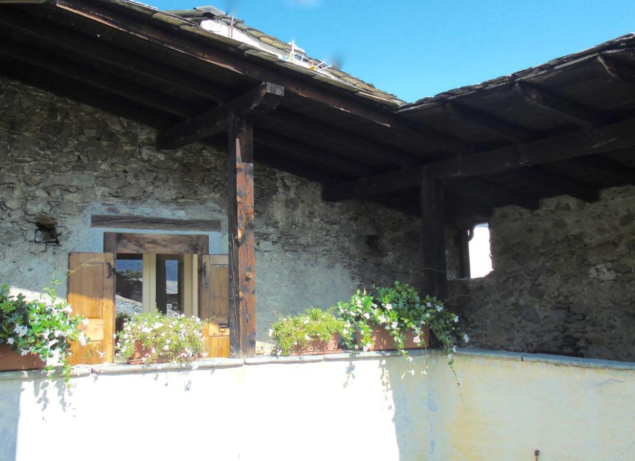 Il Granaio Di Palazzo Guicciardi Apartman San Bernardo  Kültér fotó